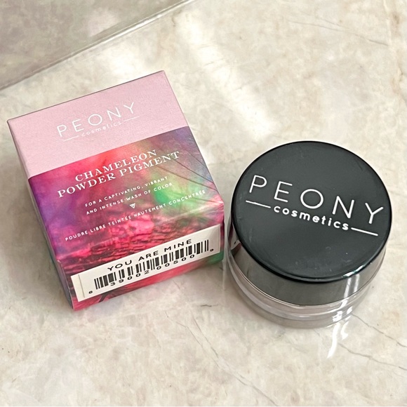 Peony Cosmetics Chameleon Powder Pigment - Picture 1 of 5